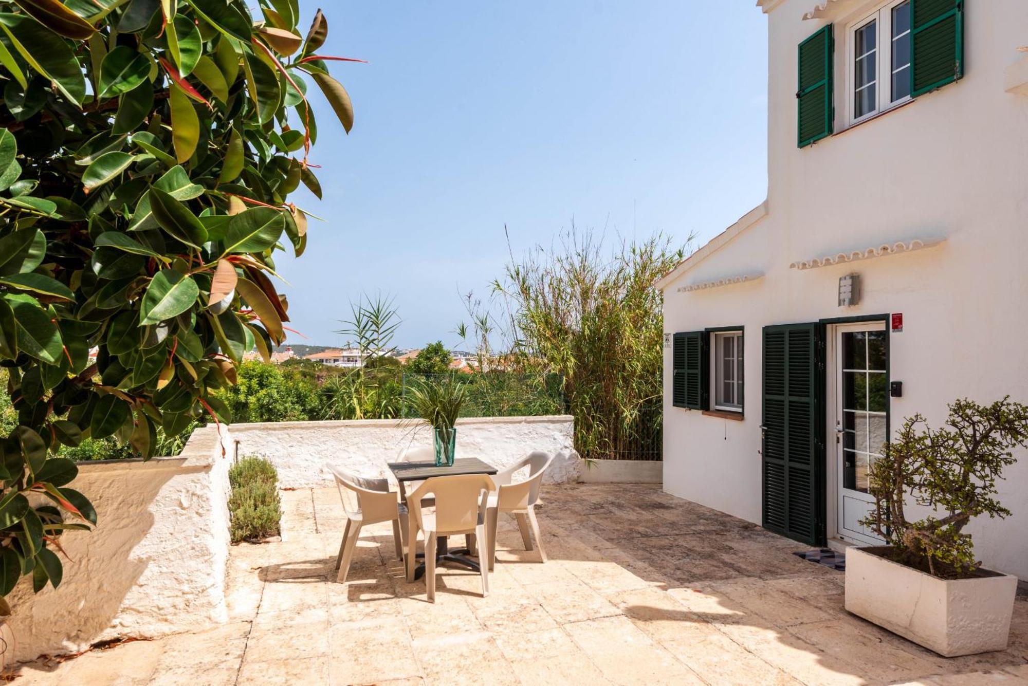 Hort D'Es Milord - Es Castell Villa Es Castell  Exterior photo