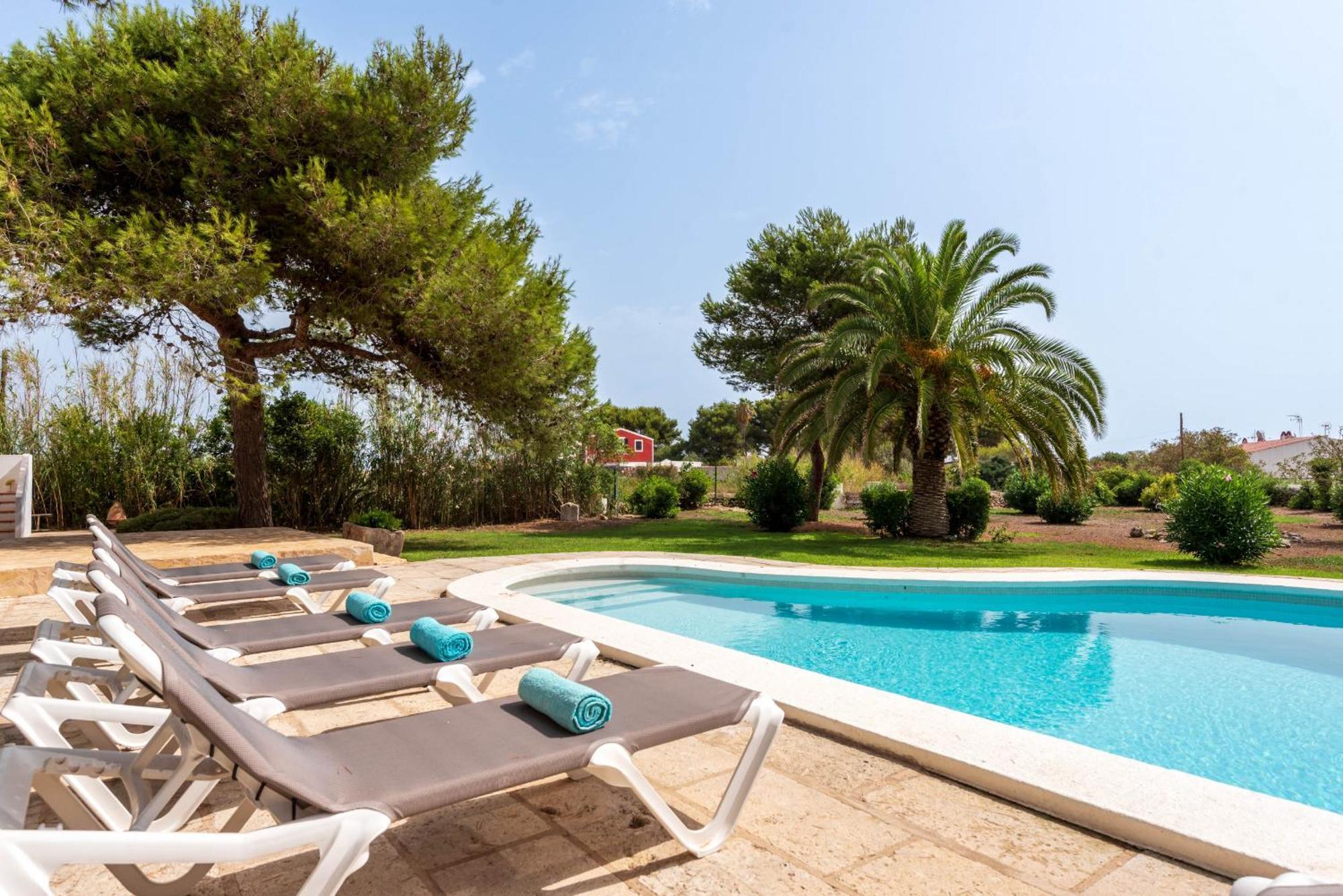 Hort D'Es Milord - Es Castell Villa Es Castell  Exterior photo